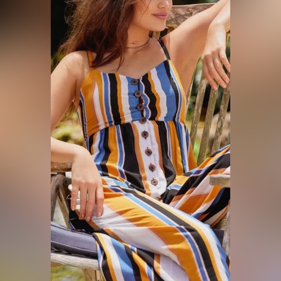 Urban Outfitters Tootsie Button-Down Cropped Jumpsuit - Picture 1 of 11